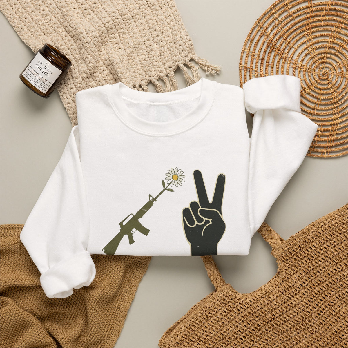 Shootin Daisies | Sweatshirt